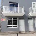 La Orilla House * Lajita
