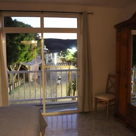 La Orilla House * Lajita